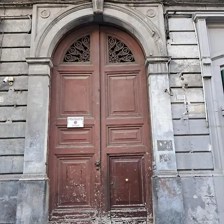 Il Di Gilda Daire Napoli