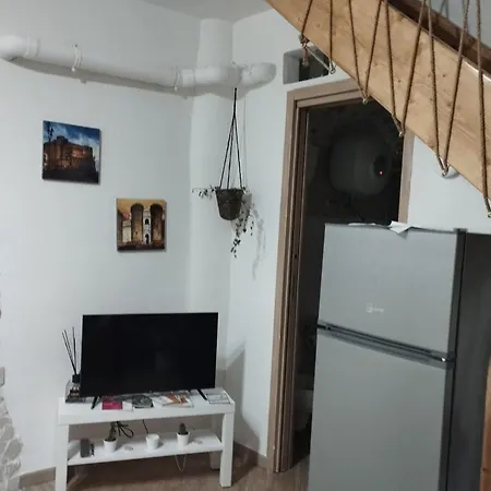 Il Di Gilda Неаполь